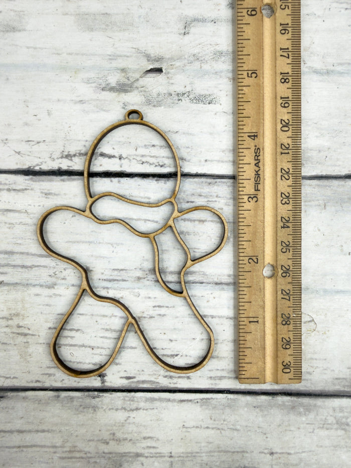 Hollow Gingerbread Man Ornament DIY