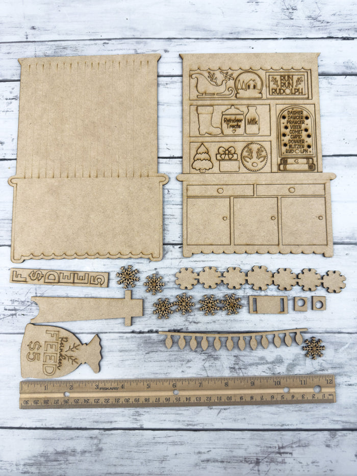 Mini Reindeer Christmas Hutch DIY Craft Kit