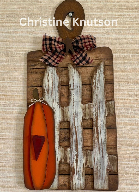 Prim Pumpkin Fence Cutting Board DIY Kit